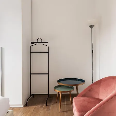 Easyhomes-sabotino * Milánó